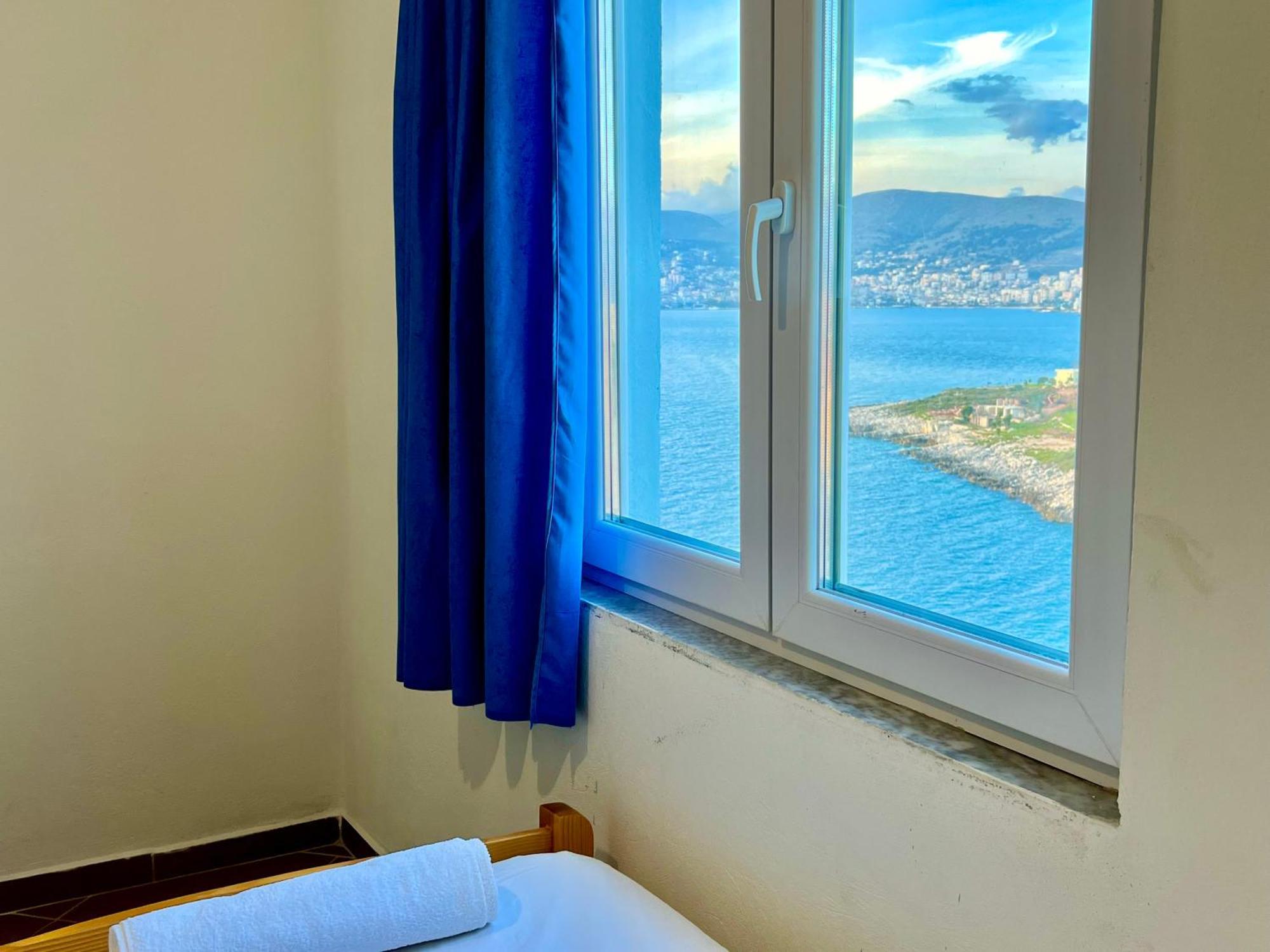Redi'S Seaview Apartments Sarandë Exteriér fotografie