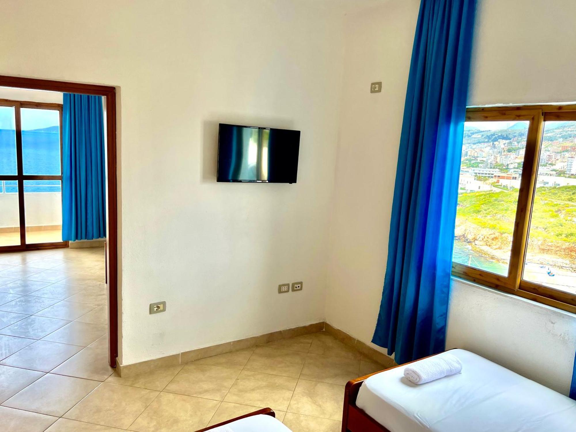 Redi'S Seaview Apartments Sarandë Exteriér fotografie